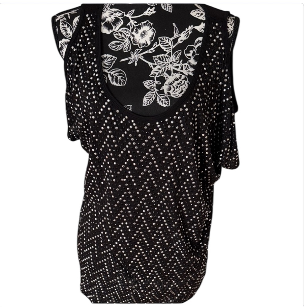 Michael Kors size XL black cold shoulder short sleeve studded T-shirt
